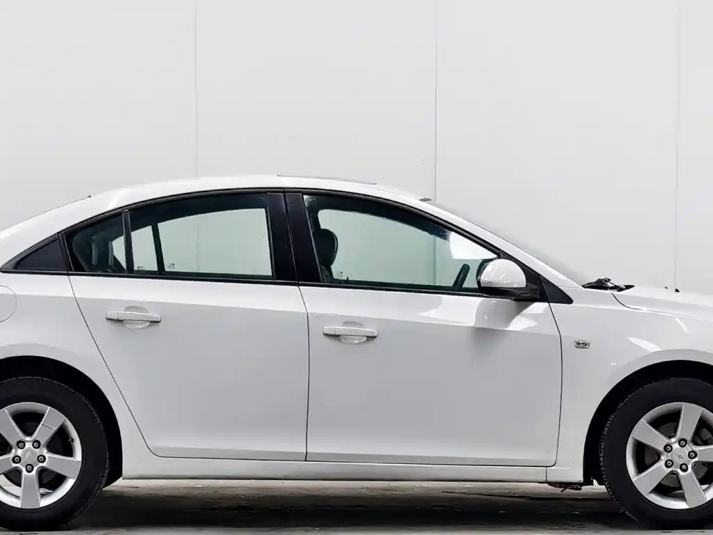 Chevrolet Cruze 2012 1.6L SE MT