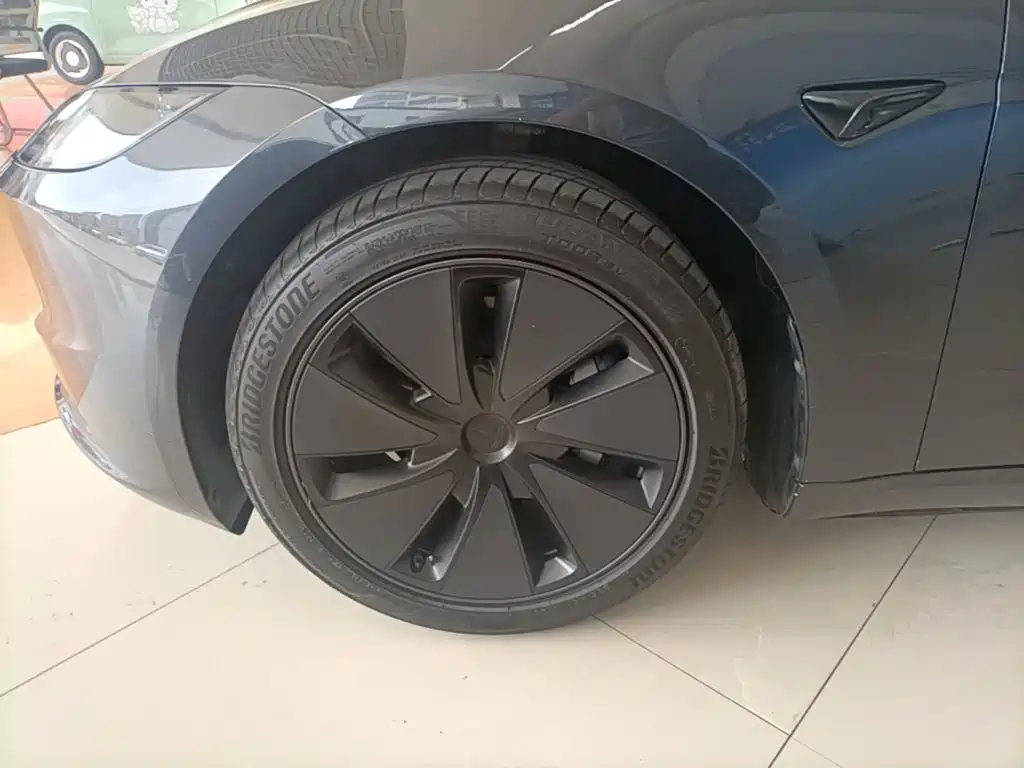 Tesla Model 3 — фотографии объявления, Фото 23