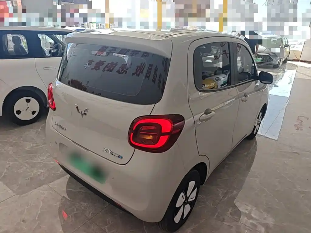 Wuling MINIEV — миниатюра 7