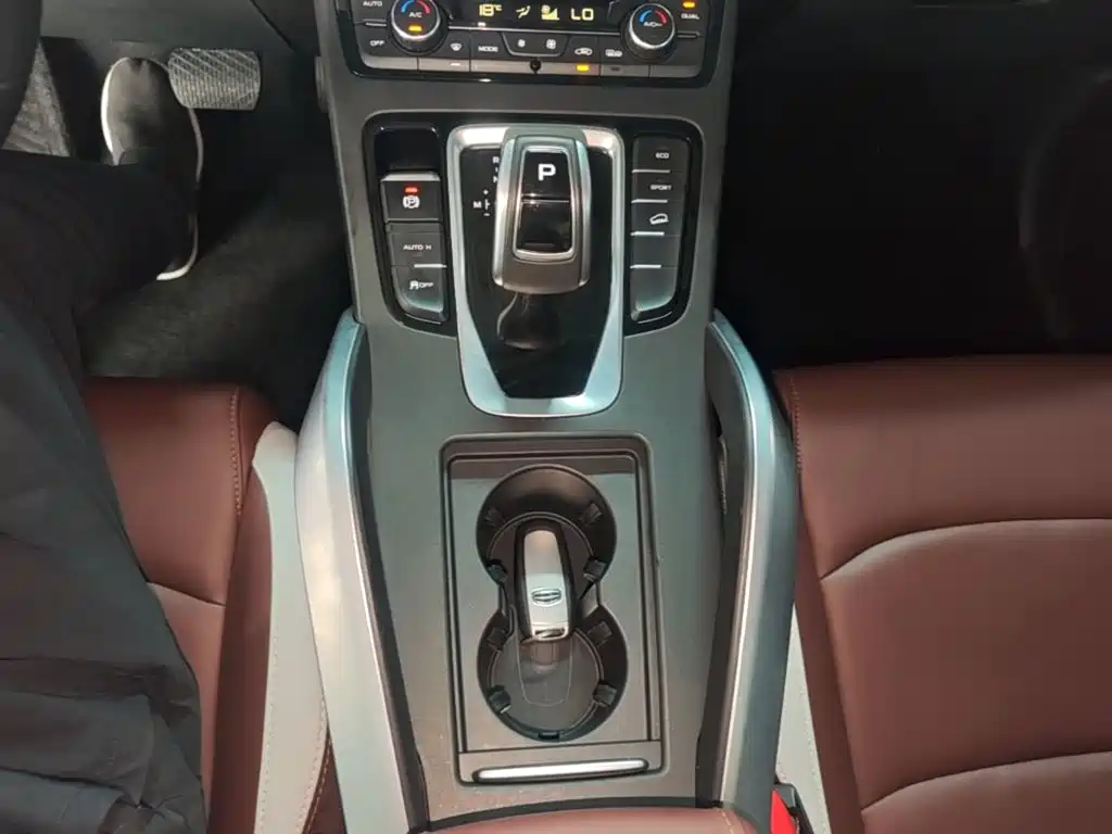 Geely Boyue — миниатюра 14