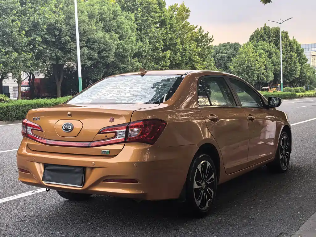 BYD Qin NEV — миниатюра 6