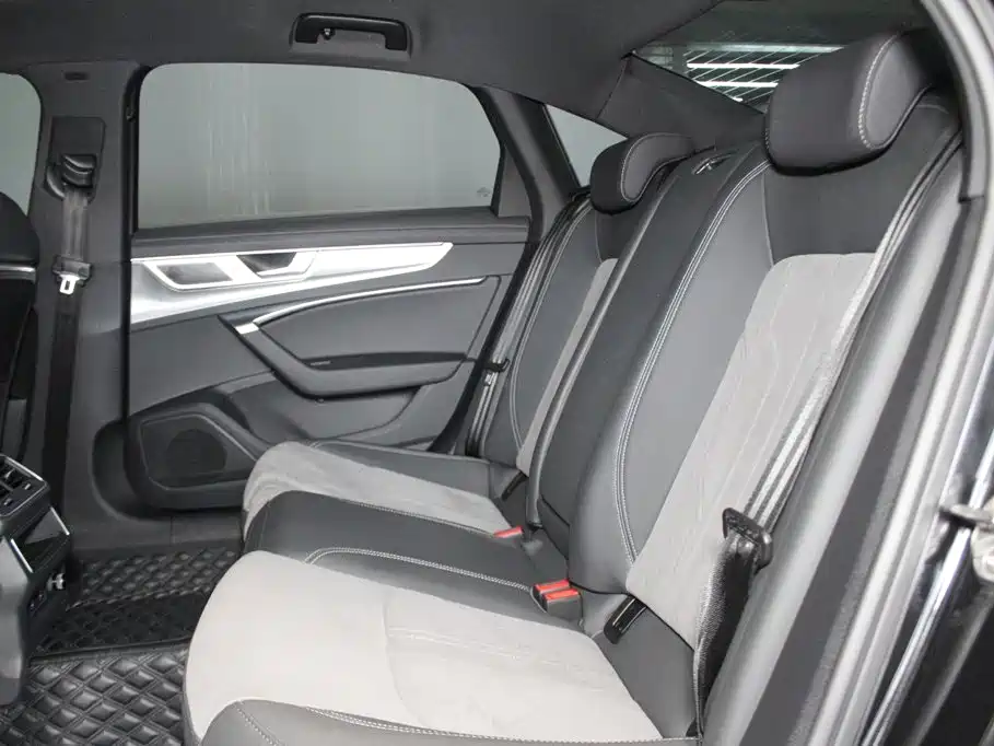 Audi A6L — миниатюра 8