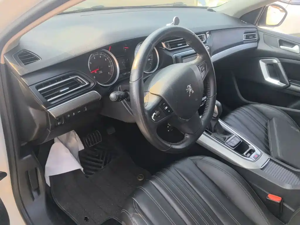 Peugeot 408 — миниатюра 10