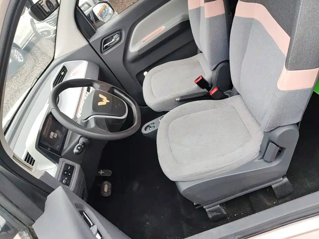 Wuling MINIEV — миниатюра 15