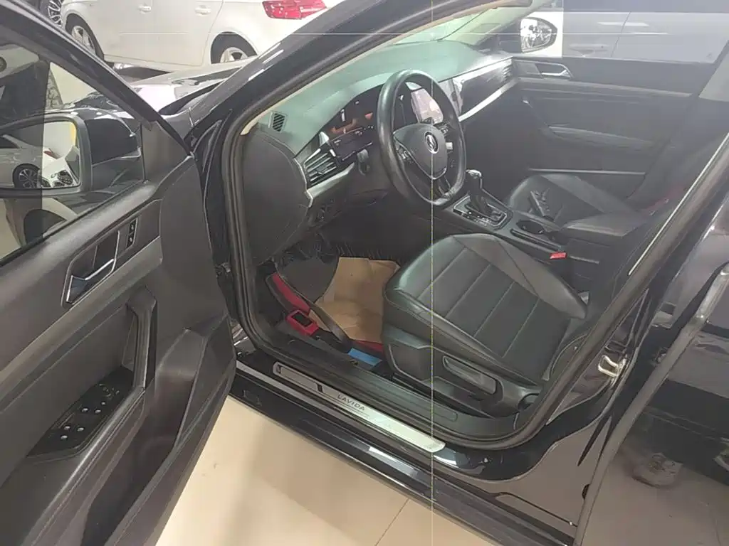 Volkswagen Lavida — миниатюра 16