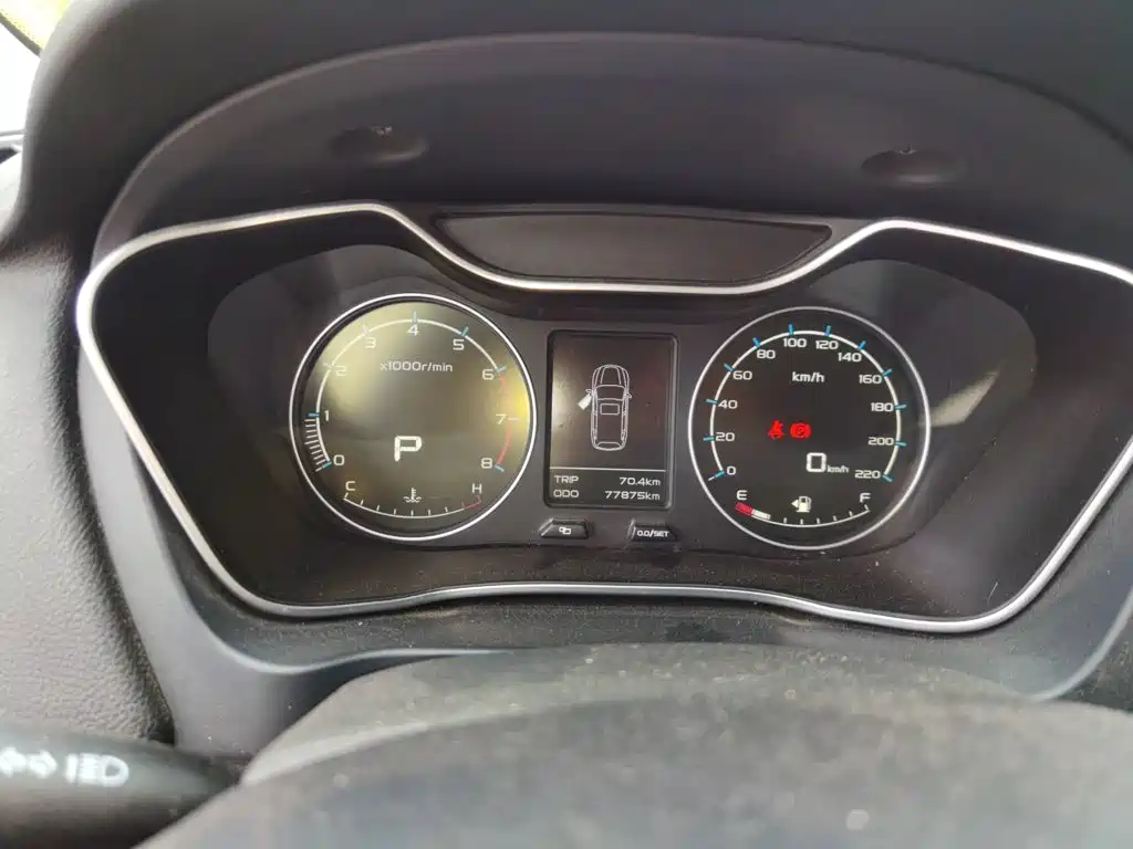 Geely Vision X6 — миниатюра 12