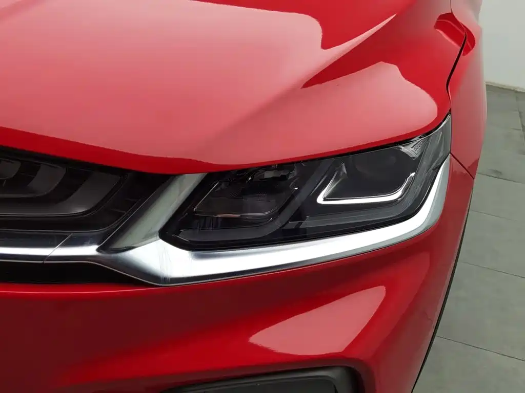 Geely Binyue — миниатюра 7