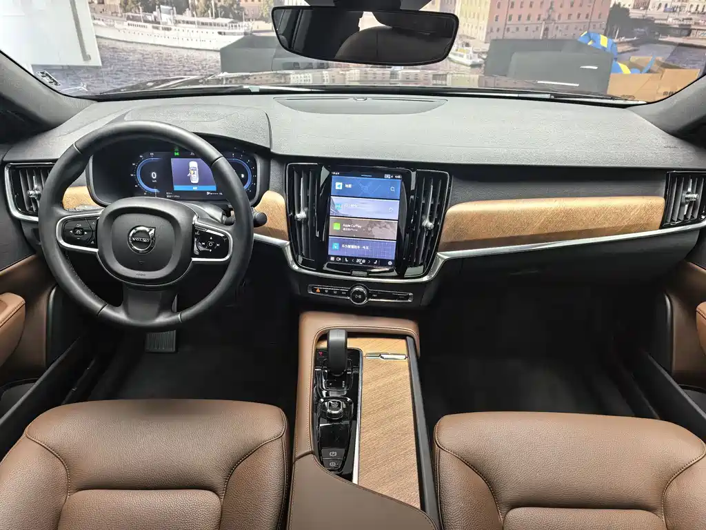 Volvo S90 — миниатюра 12