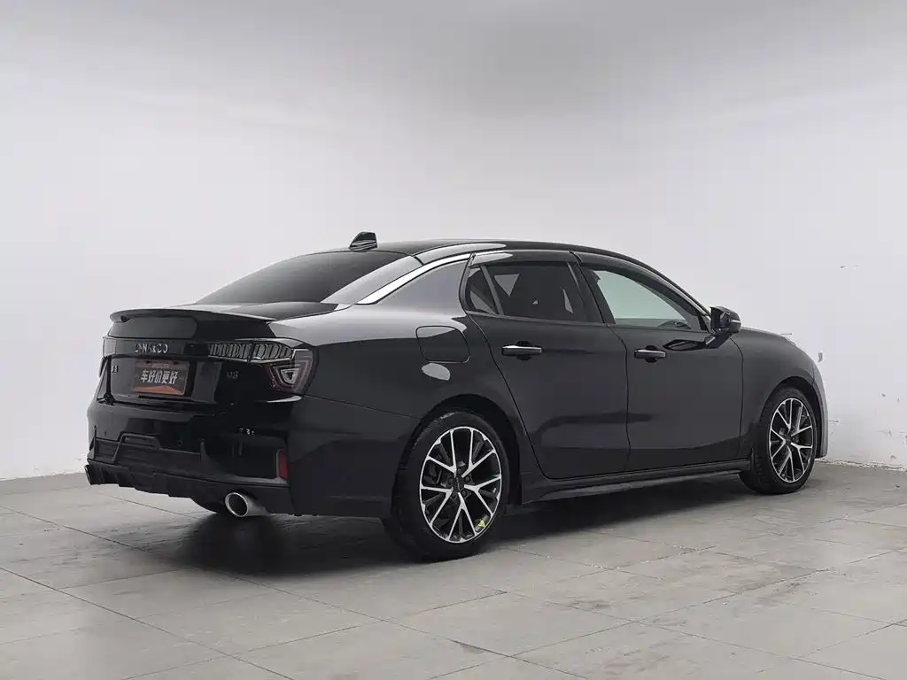 Lynk & Co 03 — миниатюра 2