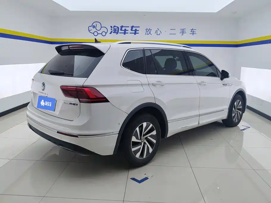 Volkswagen Tiguan L PHEV — миниатюра 3