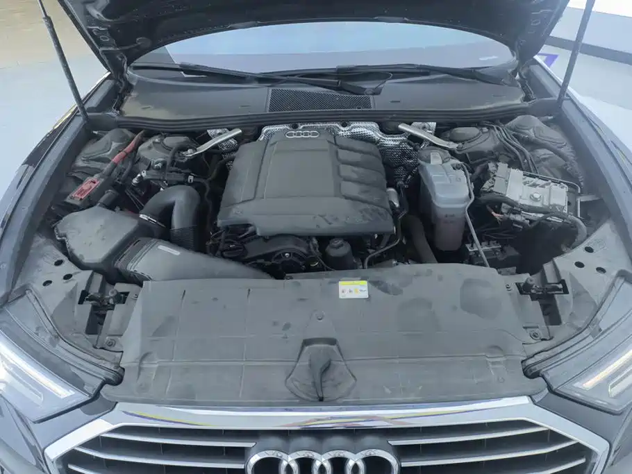 Audi A6L — миниатюра 10