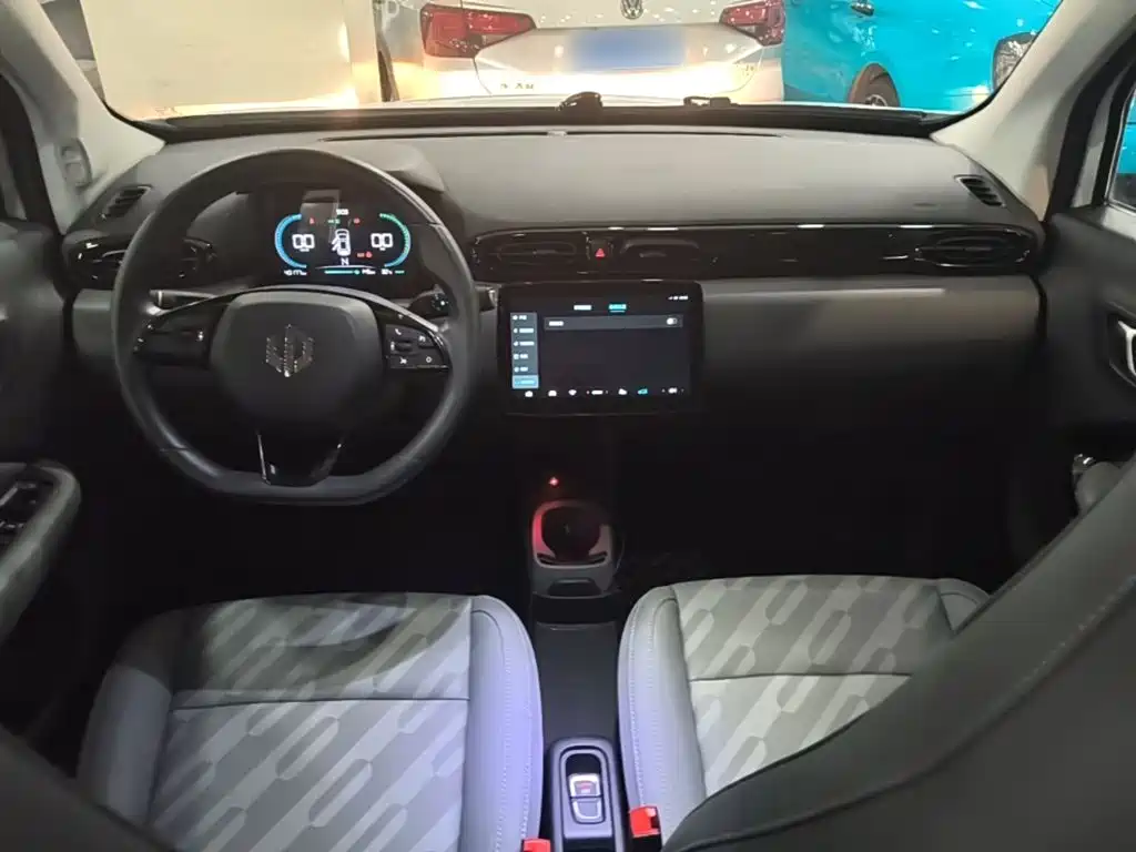Leapmotor Leapmotor T03 — миниатюра 10