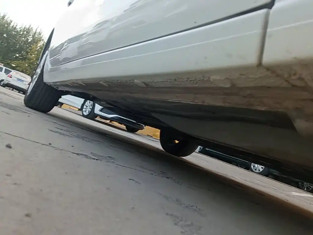 Buick Excelle — миниатюра 21