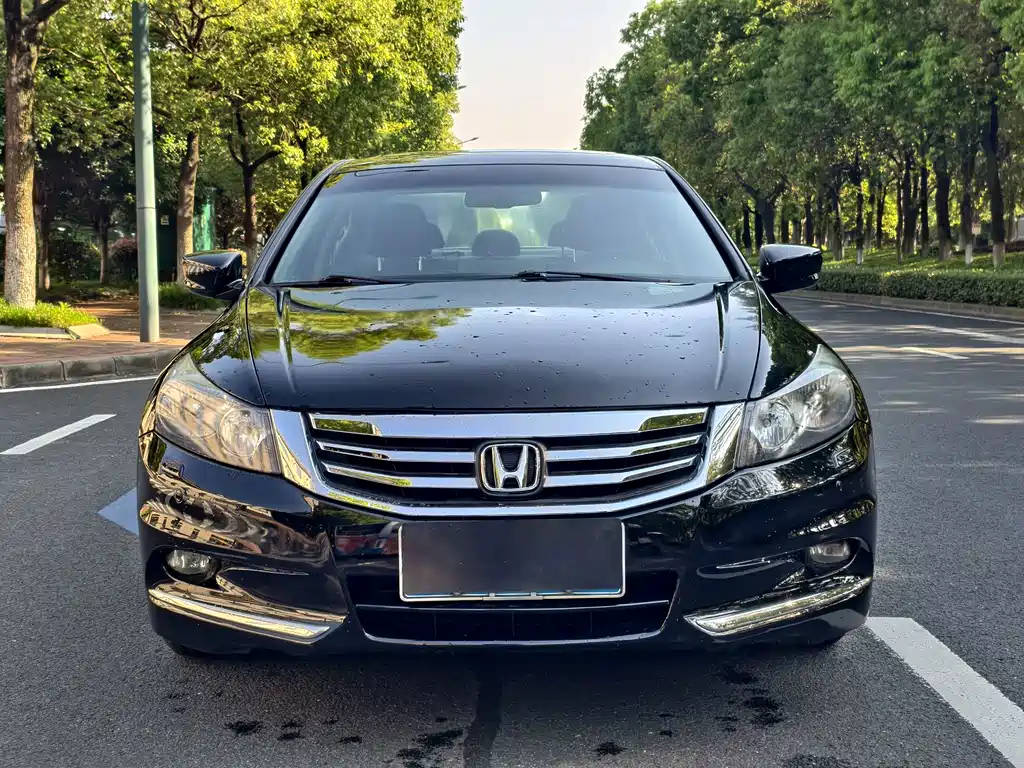 Honda Accord — миниатюра 2