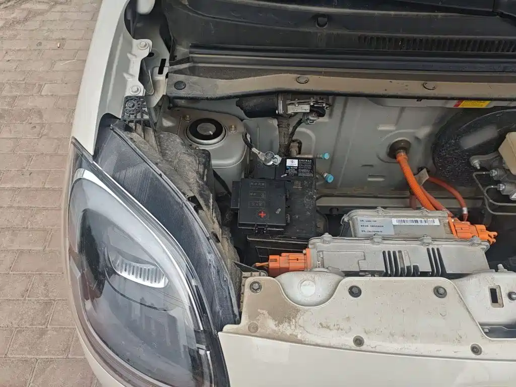 Wuling MINIEV — миниатюра 20