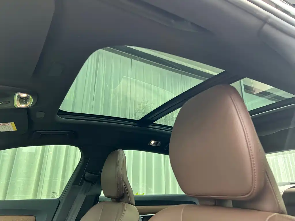 Volvo S90 — миниатюра 13