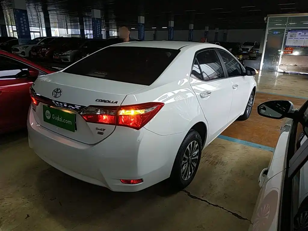 Toyota Corolla — миниатюра 7