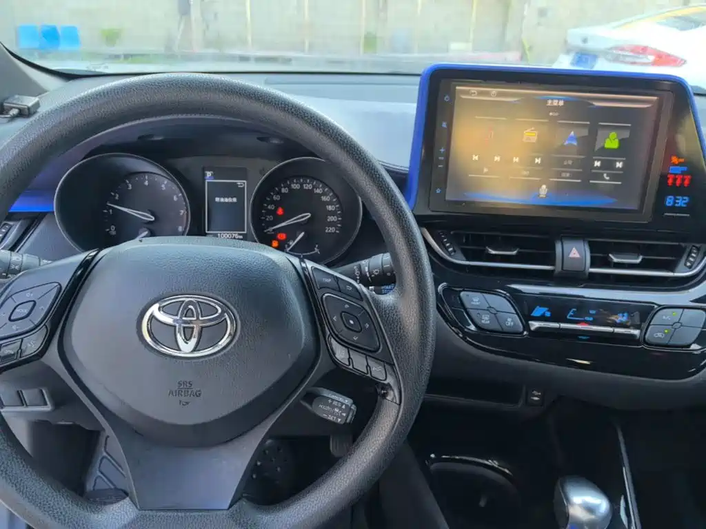 Toyota C-HR — миниатюра 10