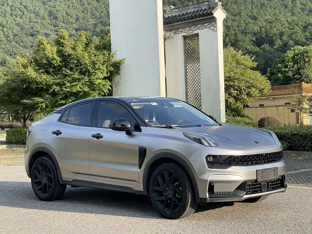Lynk & Co 05 — миниатюра 3