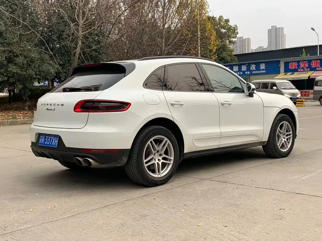 Porsche Macan 2016 Macan S 3.0T