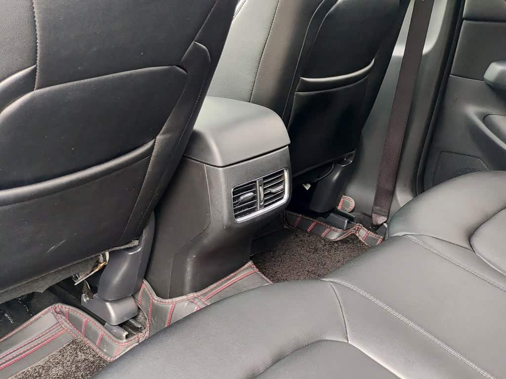 Mazda CX-5 2.0 л 2024 г. Белый, пробег 15000 км