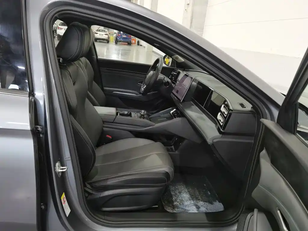 BYD Qin L — миниатюра 23