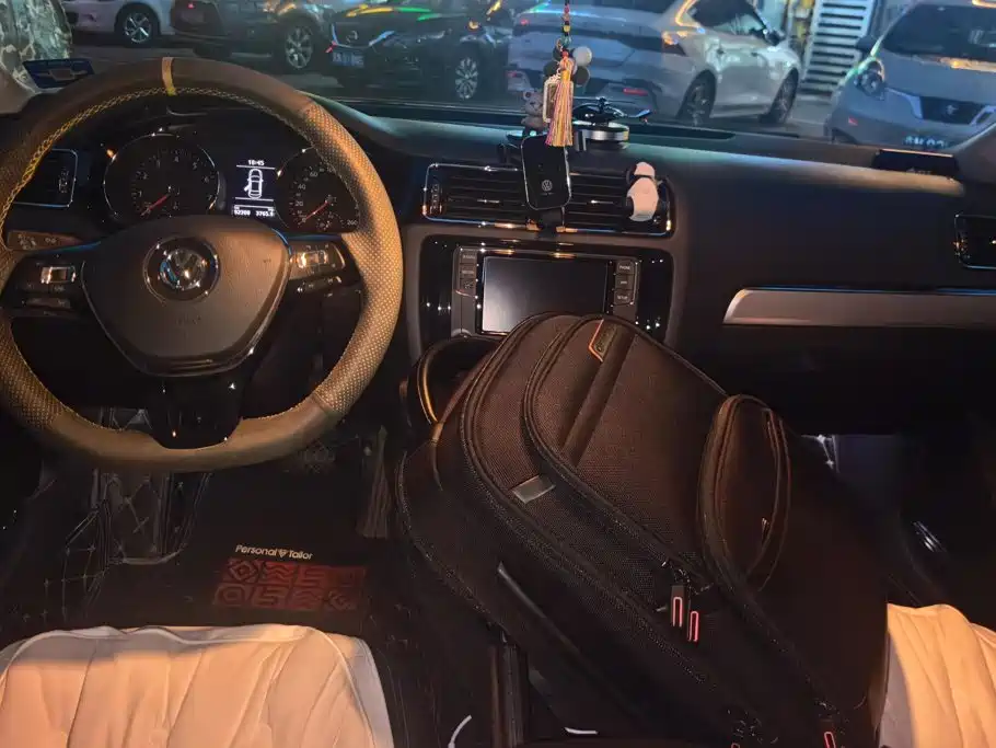 Volkswagen Sagitar — миниатюра 12