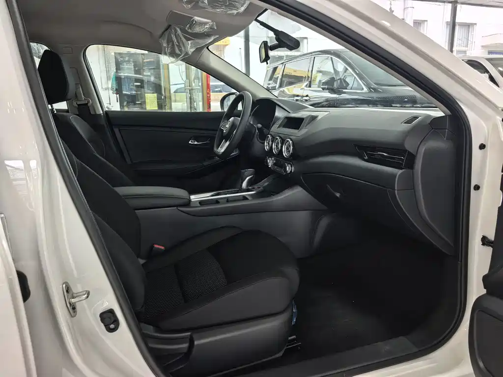 Nissan Sylphy — миниатюра 11