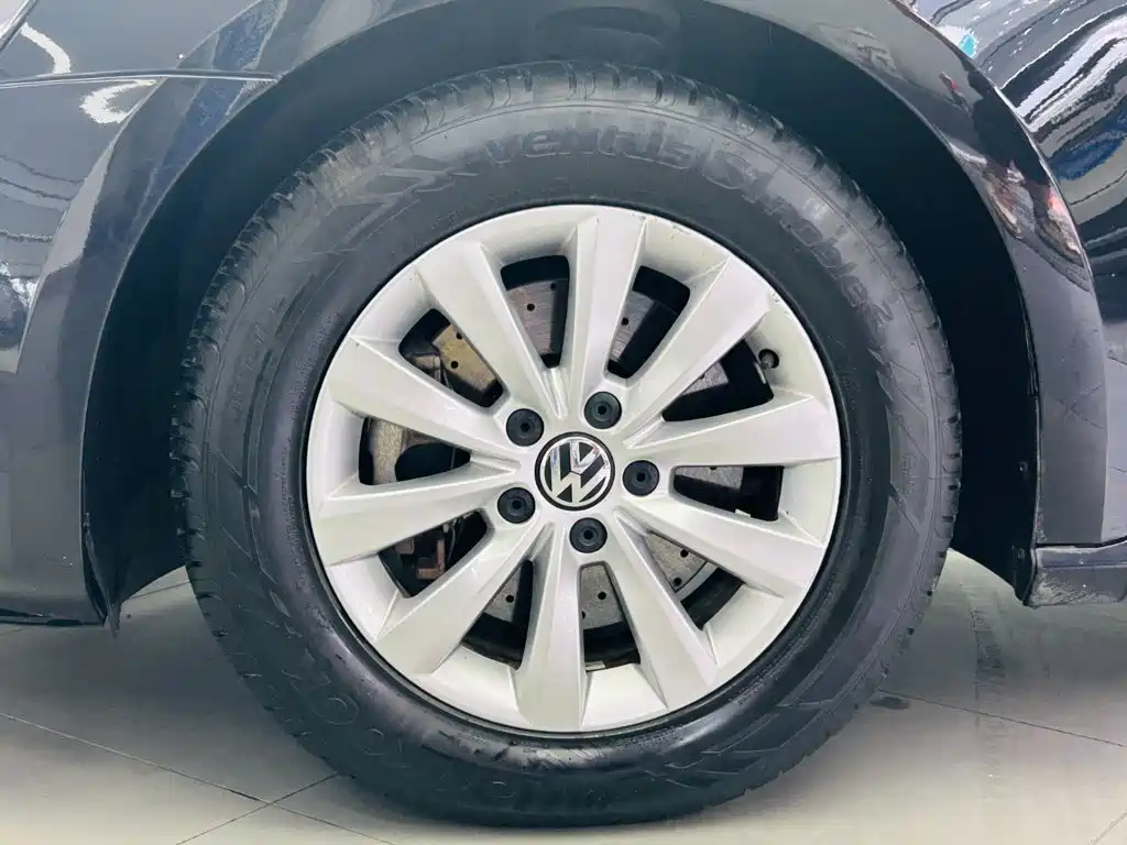 Volkswagen Passat — миниатюра 10