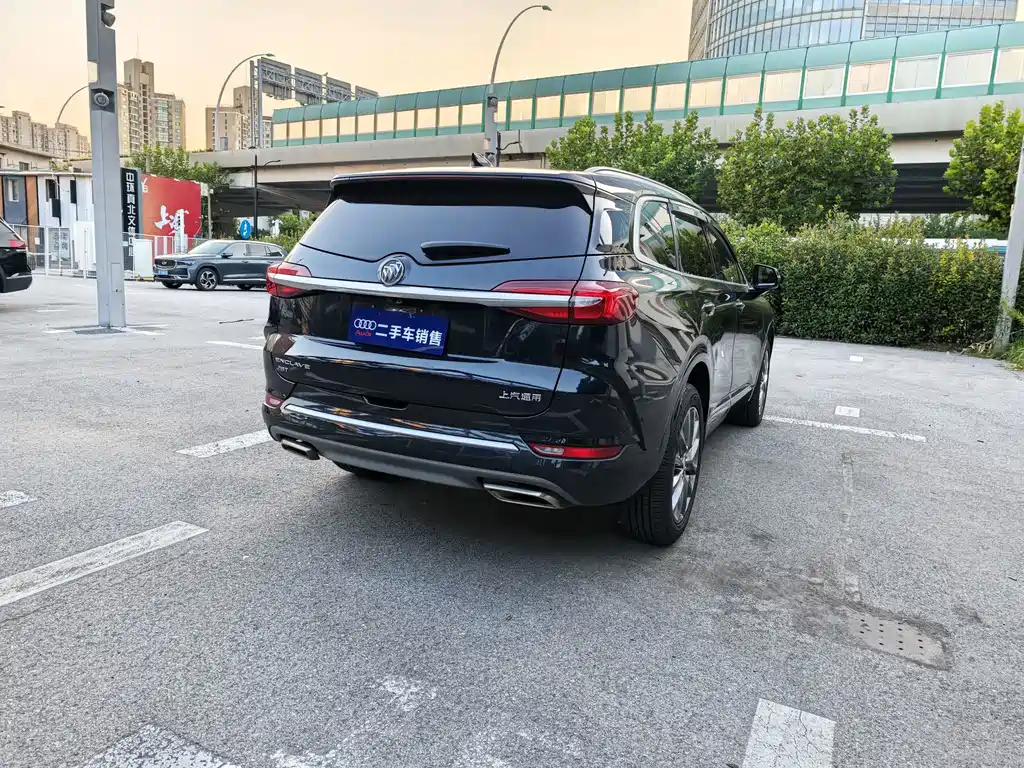 Buick Enclave — миниатюра 4