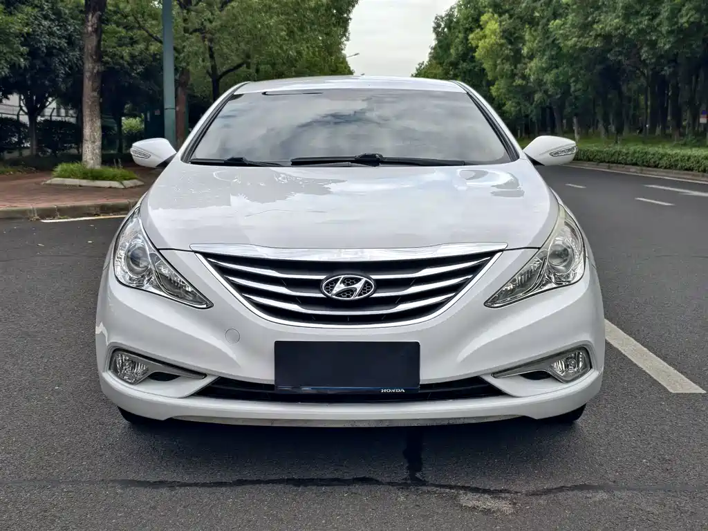 Hyundai Sonata — миниатюра 2