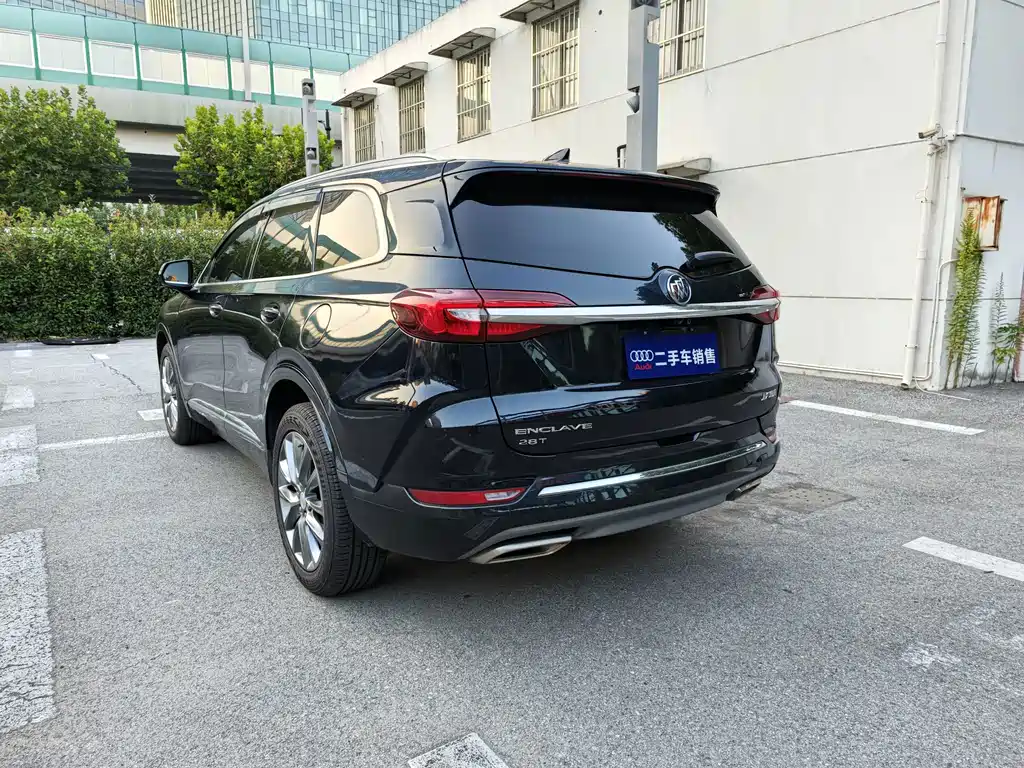 Buick Enclave — миниатюра 6