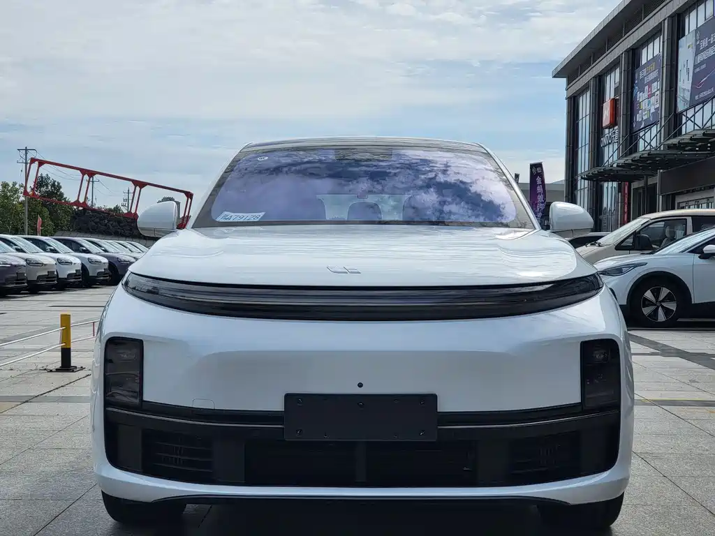 Li Auto Li L7 — миниатюра 2