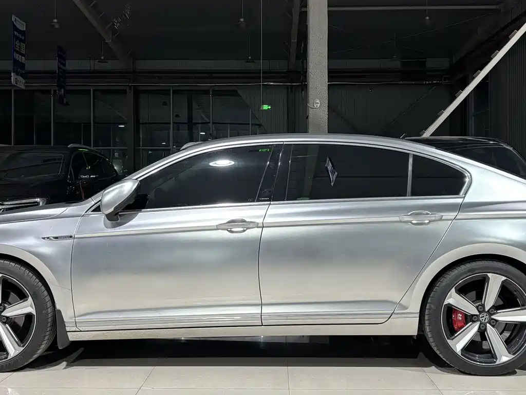 Volkswagen Magotan — миниатюра 7