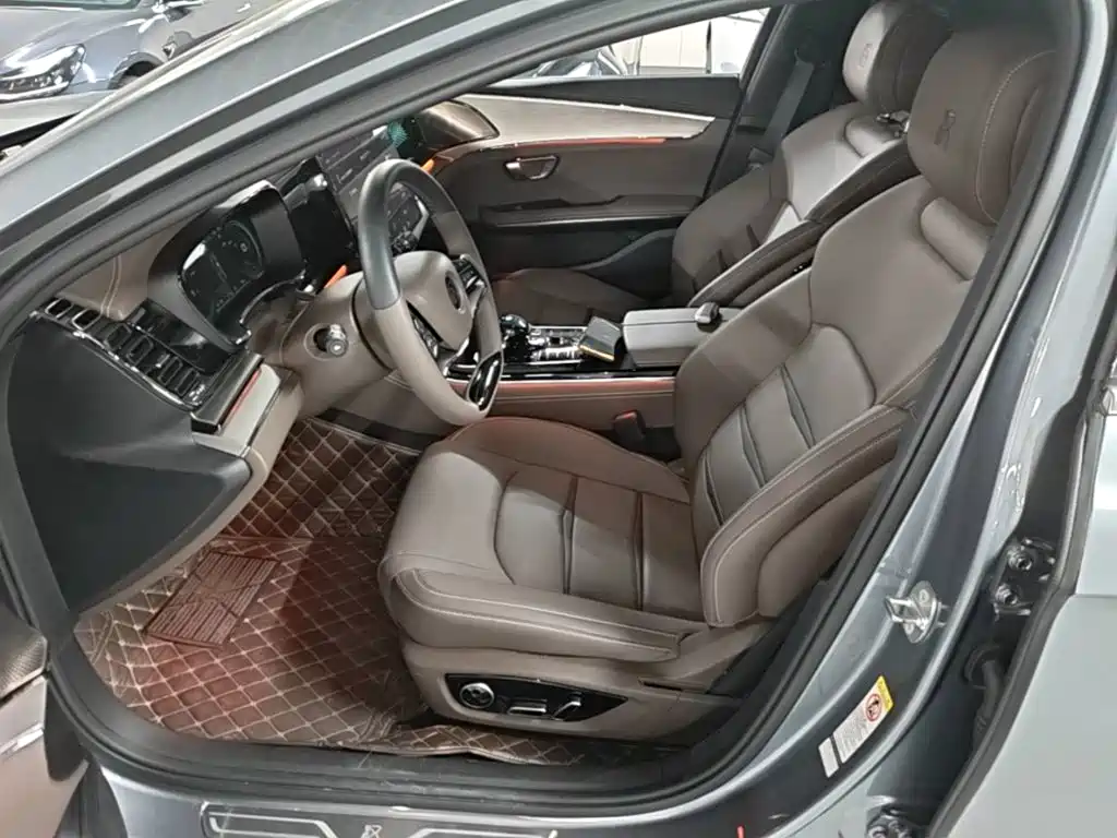 BYD Han — миниатюра 15
