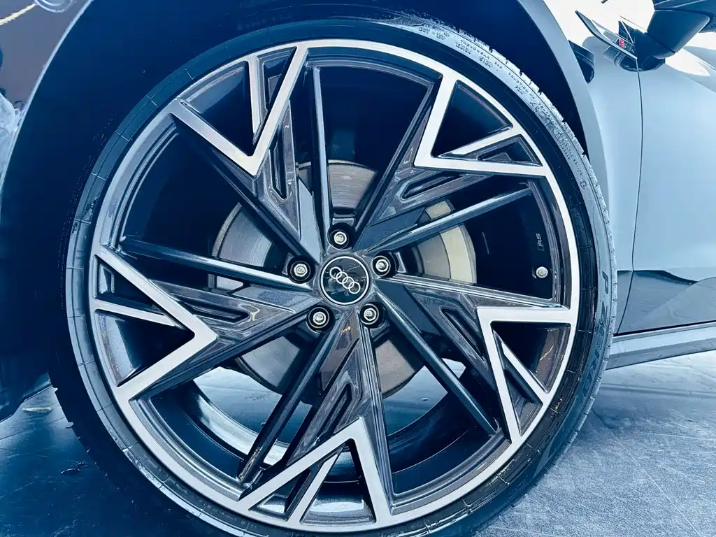 Audi A7L — миниатюра 5