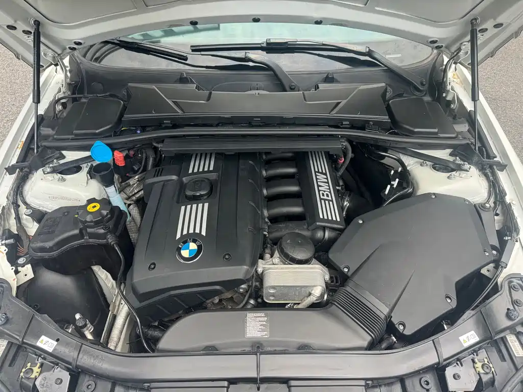 BMW 3 Series — миниатюра 9