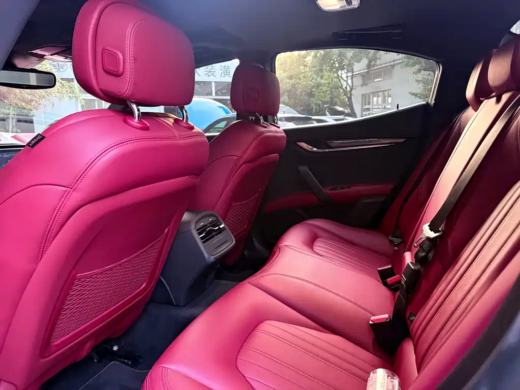 Maserati Ghibli — миниатюра 9