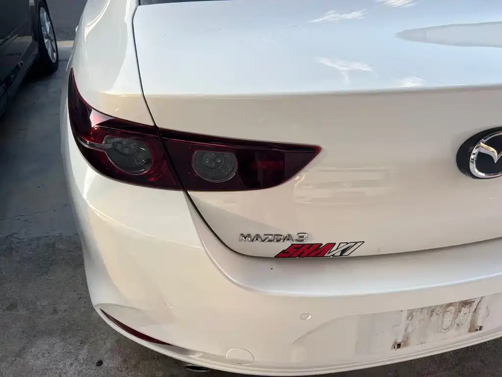 Mazda 3 Axela — миниатюра 14