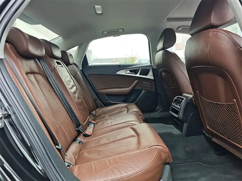 Audi A6L — миниатюра 7