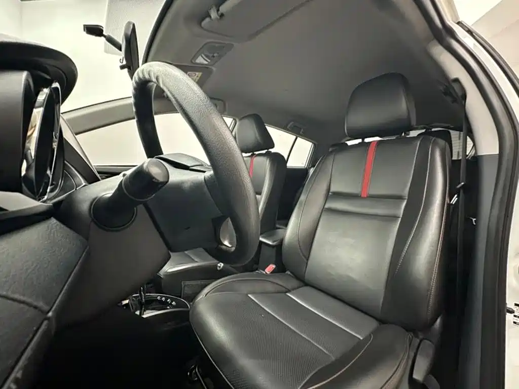 Toyota Yaris L — миниатюра 14