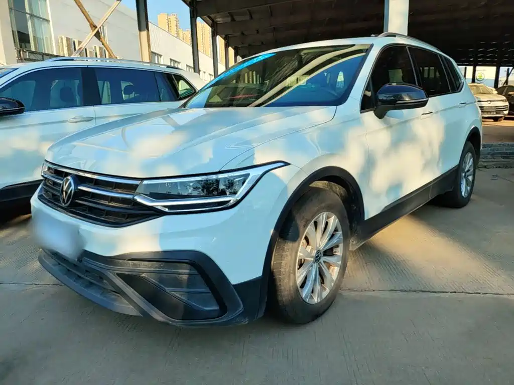 Volkswagen Tiguan L