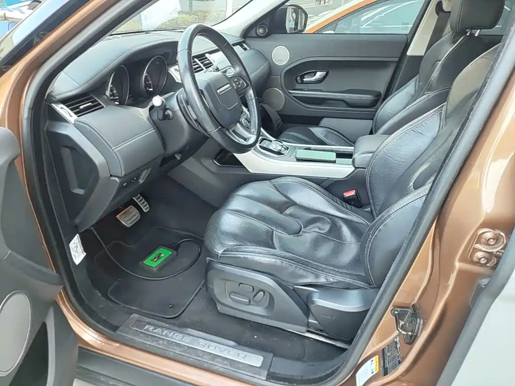 Land Rover Evoque (Import) — миниатюра 15