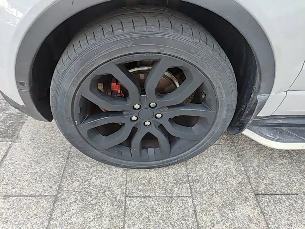 Land Rover Evoque (Import) — миниатюра 23