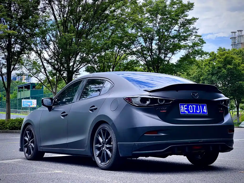 Mazda Mazda3 3 2019 1.5L AT Luxury VI