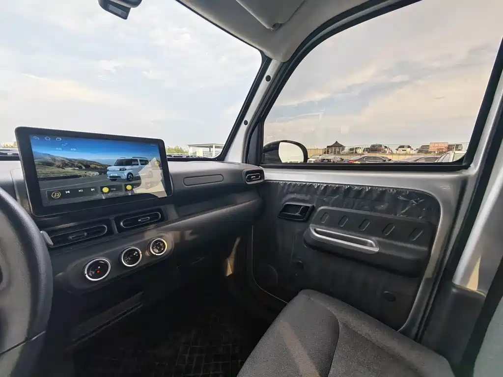 Wuling Zhiguang EV — миниатюра 15
