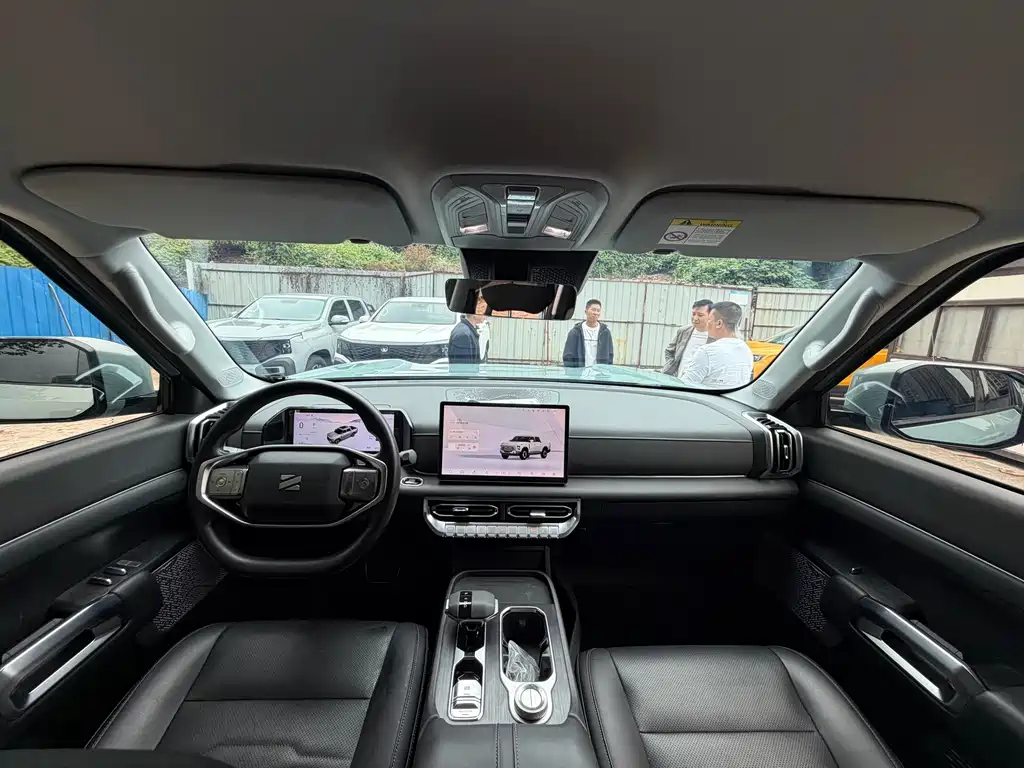Dongfeng Z9 GE PHEV — миниатюра 9