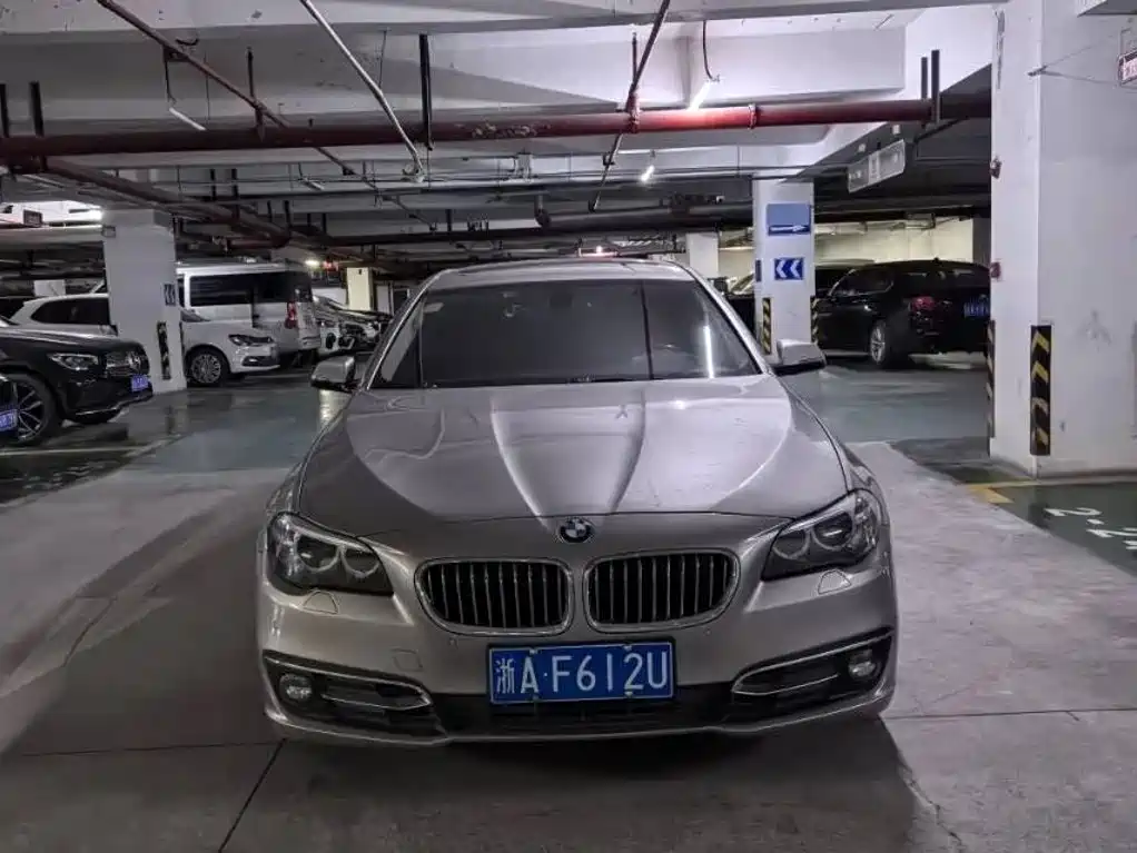 BMW 5 Series — миниатюра 2