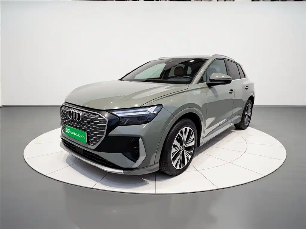 Audi Q4 e-tron 2024