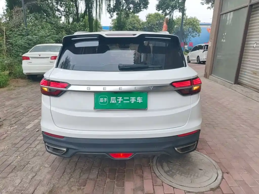 Geely Binyue — миниатюра 6